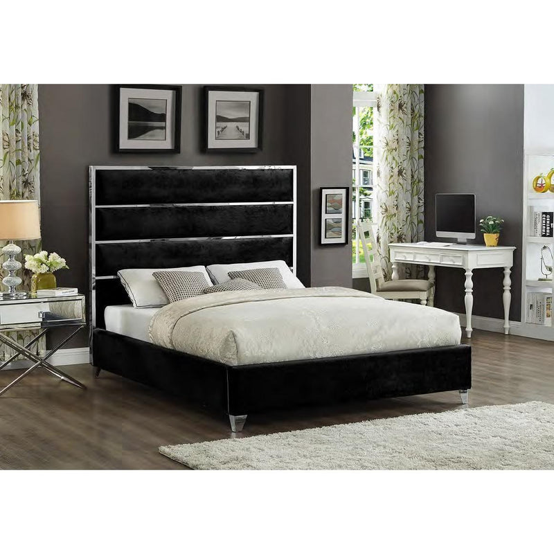 IFDC King Upholstered Platform Bed IF 5881 - 78 IMAGE 1