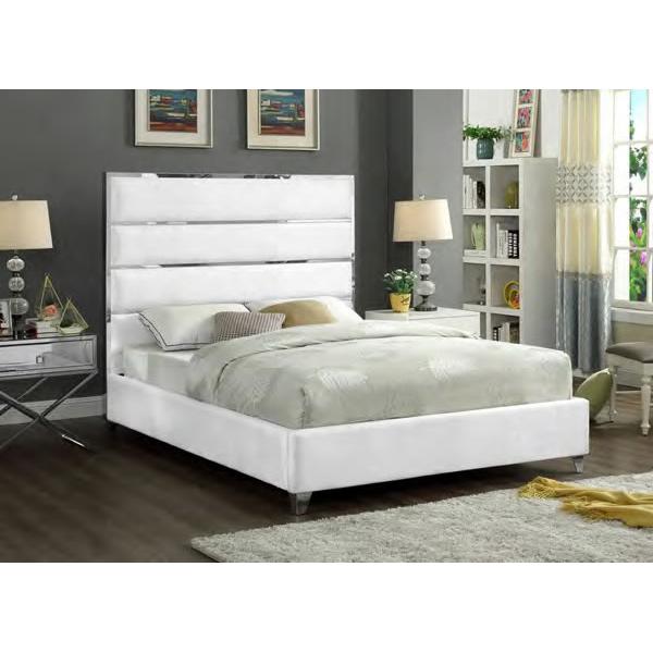 IFDC King Upholstered Platform Bed IF 5882 - 78 IMAGE 1